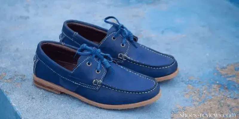 Navy shoes